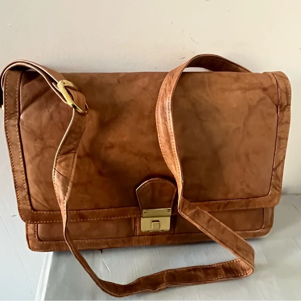 RARE Vintage AMIET Switzerland Leather Messenger Bag Swiss Combo Lock Key Clip